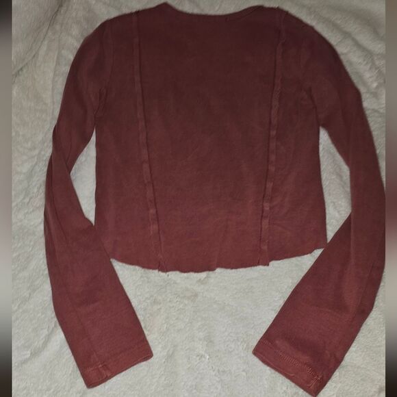 Urban Outfitters Dusty Rose Long Sleeve Top. Size Small. Excellent Condition! - Picture 3 of 3